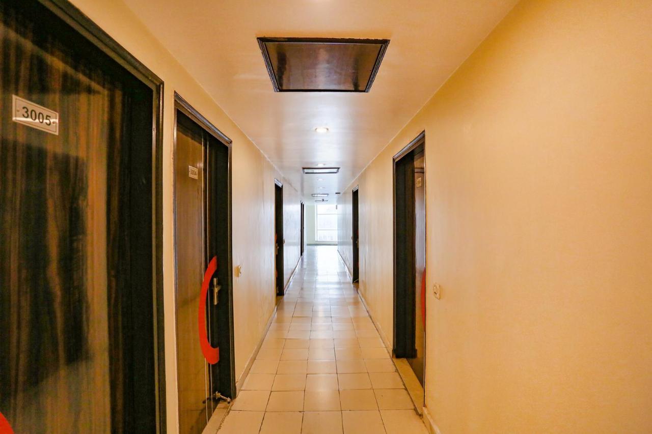 Fabexpress Kapashera Residency Near Igi Airport New Delhi Gurgaon Exterior photo